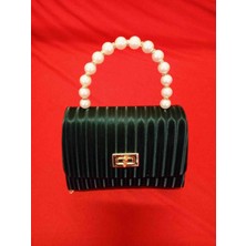 Ömür Bayan Çapraz inci saplı siyah çanta