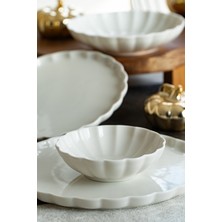 UltraMint Şık 24 Parça Porselen Yemek Takımı Beyaz, Modern ve Dayanıklı Tasarım