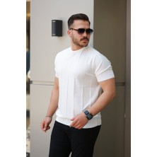 Başak Collection Erkek Desenli Çizgi Kabartmalı Kısa Kollu Tişört