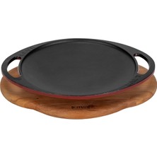 Lava Döküm Yuvarlak Saç Kavurma Tavası Döküm Demir Yekpare Çift Kulplu Kayın Servis Ahşabı ÇAP(Ø)20CM.-BORDO