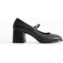 Shoegar Siyah Cilt Kadın Topuklu Ayakkabı EATR02MS02A