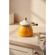 PremiumPort Vintage Ahşap Saplı Metal Kettle, Şık ve Dayanıklı Tasarım