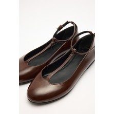 Lutvelizade Babet 2606 - Oval Burun Pencere Detaylı Acı Kahve Kadın Babet