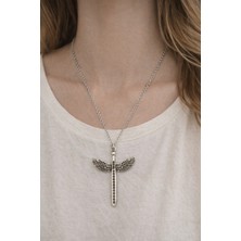 Herşey Nota Kanatlı Uzun Metal Figür Kolye – Zincirli Tasarım Kolye