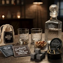 Hediyemen Şık Kutusuyla Hazır Hediye Viski Bardağı ve Şişesi Seti