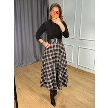 Size Özgü Acı Kahve Ekoseli Kemerli Elbise