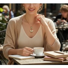 Turuncu House Arı Figürlü Kolye Gold Renk