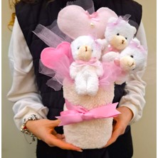 Atelier Exquisite Peluş Kutuda Ayıcıklar ve Kalpler Buketi