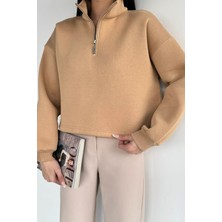 Gülseli Kadın Polo Yaka Yarım Fermuarlı Şardonlu Sweatshirt P-00020383