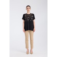 Vita Fortuna Payet Desenli Rahat Kesim Kadın Tişört - VK0030