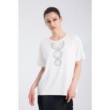 Vita Fortuna Kadın Taş Işlemeli Yuvarlak Yaka Rahat Kalıp Kısa Kollu Tişört - VK0036