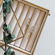 Alice İsstanbul Taşlı Dalgalı Tasarım Küpe