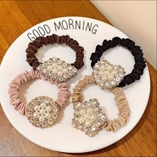 TrendyChic 4'lü Broş Detaylı Lastik Toka