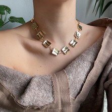 Alice İsstanbul Gold Kare Plaka Kolye