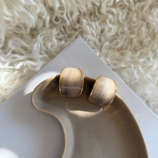 Alice İsstanbul Bej Kemik Yarım Halka Küpe