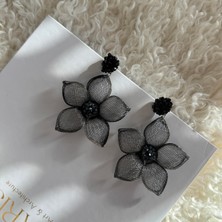 Alice İsstanbul Siyah Tel Çiçek Küpe