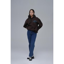 Saw Urbanity Mosaic Portrait Oversize Sweatshirt Kadın Kahverengi
