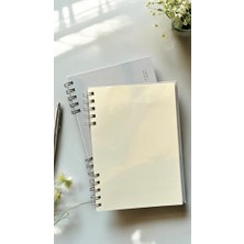 Storemax Spiralli 80 Yaprak Noktalı A5 Defter, Not Defteri, Okul Defteri, 4 Farklı Renk Seçeneği (01 Light Grey)