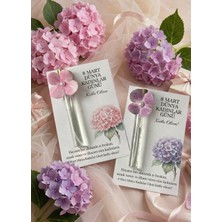 Candles Flame 10 Adet 8 Mart Dünya Kadınlar Günü Hediyesi - Ortanca Kartlı Cam Şişe Kolonya Seti