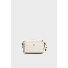 Tommy Hilfiger Logolu Ayarlanabilir Askılı Çanta Bayan Çanta AW0AW18120 Aeo