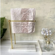 UltraMint Şık Mermer Banyo El Havlulukları ile Zarif Dekorasyon