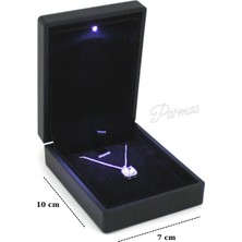 Parmas Design Işıklı Kolye Bileklik ve Set Takı Kutusu Dış 7*10 cm (Birlikte Alımlarda Takı Içerisine Yerleştirilerek Gönderilir)