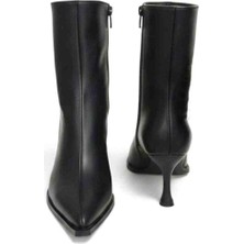 Simplicity Siyah Sivri Burun Kadeh Topuk Kadın Bot