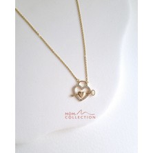MoM's Collection Heartlock  Kalp Uçlutaş Detaylı 14K Altın Rengi Kolye