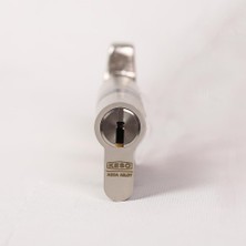 Keso 8000 Basic Plus Çelik Takviyeli Mandallı Kapı Bareli 70 Mm﻿