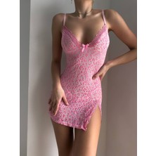 Zerogaprise Kadın Leopar Desen Mini Yırtmaç Detay Trasparan Şık Gecelik