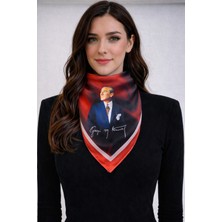 Moda Nokta Atatürk Silüetli ve Imzalı Kare Boyun Fuları