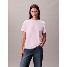 Calvin Klein Kadın Ck Yazı Detay Kısa Kol Bisiklet Yaka Pembe T-Shirt LV047E821G-TN9