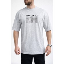Caddekombin Erkek Dünya Haritası ve Dikey Çizgi Tasarımlı Bisiklet Yaka Gri T-Shirt