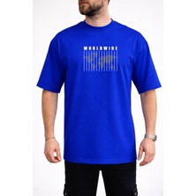 Caddekombin Erkek Dünya Haritası ve Dikey Çizgi Tasarımlı Bisiklet Yaka Saks Mavi T-Shirt
