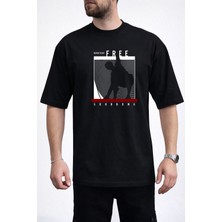 Caddekombin Erkek Born To Be Free Yazı Baskılı Bisiklet Yaka Siyah T-Shirt