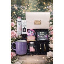 OEM Sevgililer Gününe Özel Çantalı ve Kar Küresi Temalı Konsept Premium Hediye Kutusu 14 Şubat Henüz Yorum Yazılmamış.