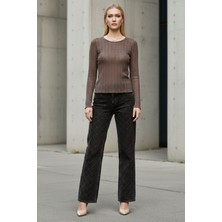 Lupinn Kadın Kahverengi Bisiklet Yaka Uzun Kollu Slim Fit Drapeli Basic Dokulu Bluz - Kadın Bluz