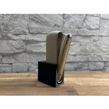 MisterionStudio Masaüstü Şarj Docku – Minimal Tasarım