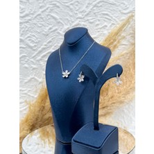 Livora Jewelry 925 Ayar Gümüş Lotus Modeli Zarif Kolye & Küpe 2’li Set – Özel Hediye