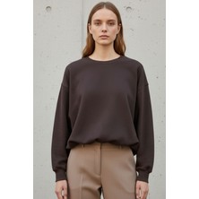 Lupinn Kadın Kahverengi Oversize Sweatshirt – Bisiklet Yaka, Uzun Kollu Rahat Kalıp Basic Kadın Sweatshirt
