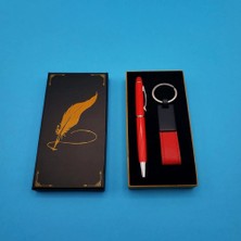 Shoplet Buğz Kutulu Kırmızı Deri Anahtarlık ve Touchpen Tükenmez Kalem Hediye Seti