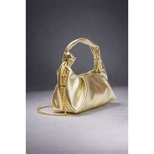 World Star Altın Zincir Askılı Kadın El ve Omuz Çantası