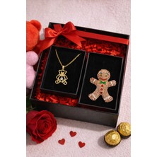 Pulinin Dükkanı Sevgililer Günü Özel Hediye Kutusu – Ayıcıklı Kolye ve Sevimli Kurabiye Broş Takı Seti