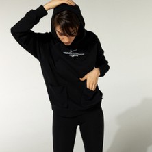 Nike Sportswear Swoosh Kadın Kapüşonlu Siyah Spor Sweatshirt Sezonluk Rahat Kesim