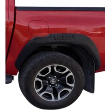 Aftermarket Toyota Hilux 2015-2020 Çamurluk Dodik Seti Hilux Yazılı Mat Siyah