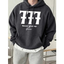 Never Give Up Number 777 Print Basics Sokak Kapüşonluları Erkekler Polar Yumuşak Sokak Giyimi