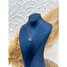 Livora Jewelry 925 Ayar Gümüş Fiyonk Figürlü Tektaş Kadın Kolye – Zarif Özel Tasarım