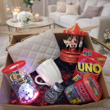 OEM Sevgililer Gününe Özel Çanta Ayıcıklı Fanus ve Atlı Karınca Temalı Konsept Premium Hediye Kutusu