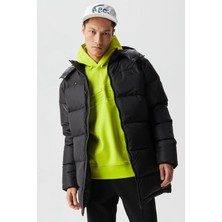 Lacoste Down Fill Water Repellent Jacket Black Kaz Tüyü Çıkarılabilir Kapüşonlu Suya Dayanıklı Erkek Mont Siyah