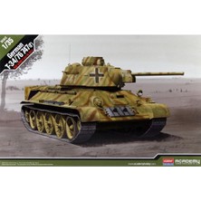 Academy 13502 1/35 Ölçek, T-34 747(R) Alman Versiyonu Tankı, Plastik Model Kiti